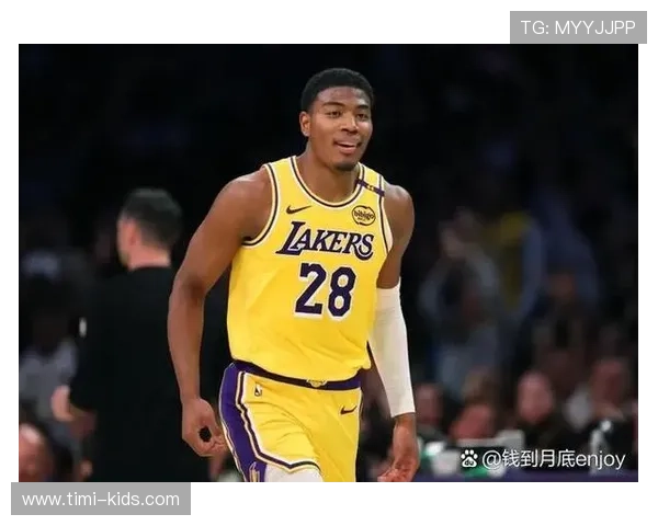 雷迪克盛赞里夫斯后卫巅峰表现